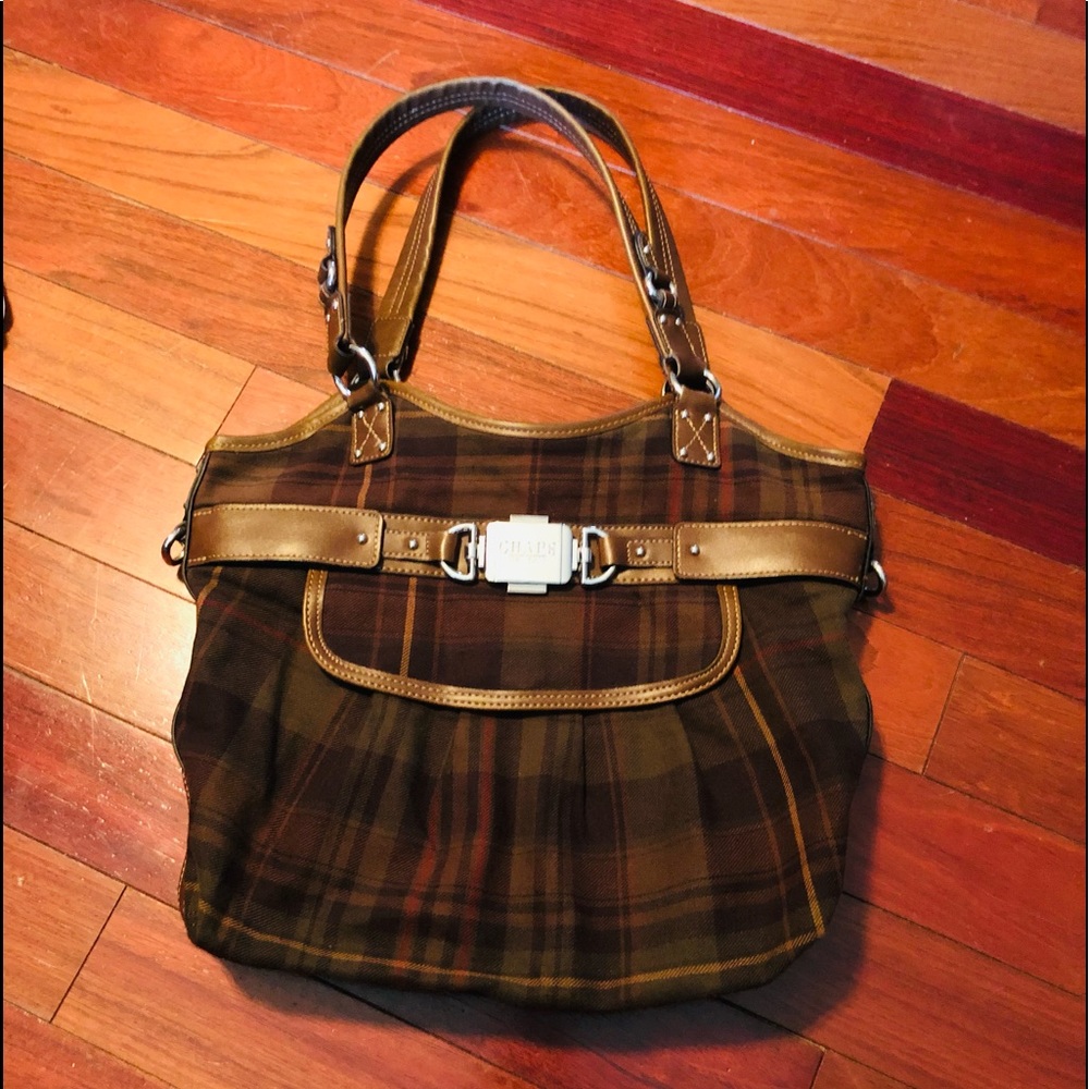 CHAPS Vintage Large Plaid Shoulder Bag.